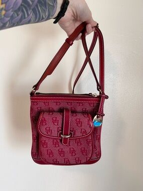 Dooney & Bourke Red Signature Canvas & Leather Carrier Crossbody Bag Small Purse